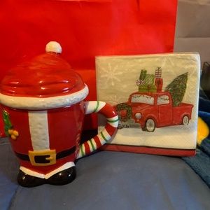 NWOT Christmas mug and paper napkins